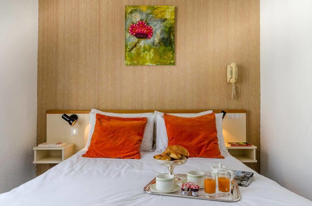 Hotel Aneto Λούρδη Εξωτερικό φωτογραφία