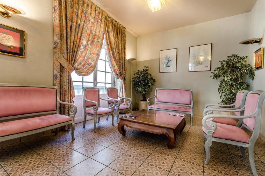 Hotel Aneto Λούρδη Εξωτερικό φωτογραφία